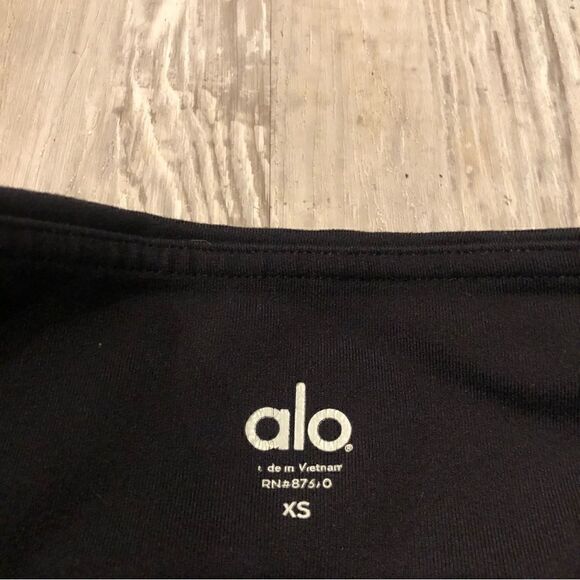 ALO Yoga Moto Legging Size XS Black Full Length Mesh Gym Athletic - Picture 4 of 8